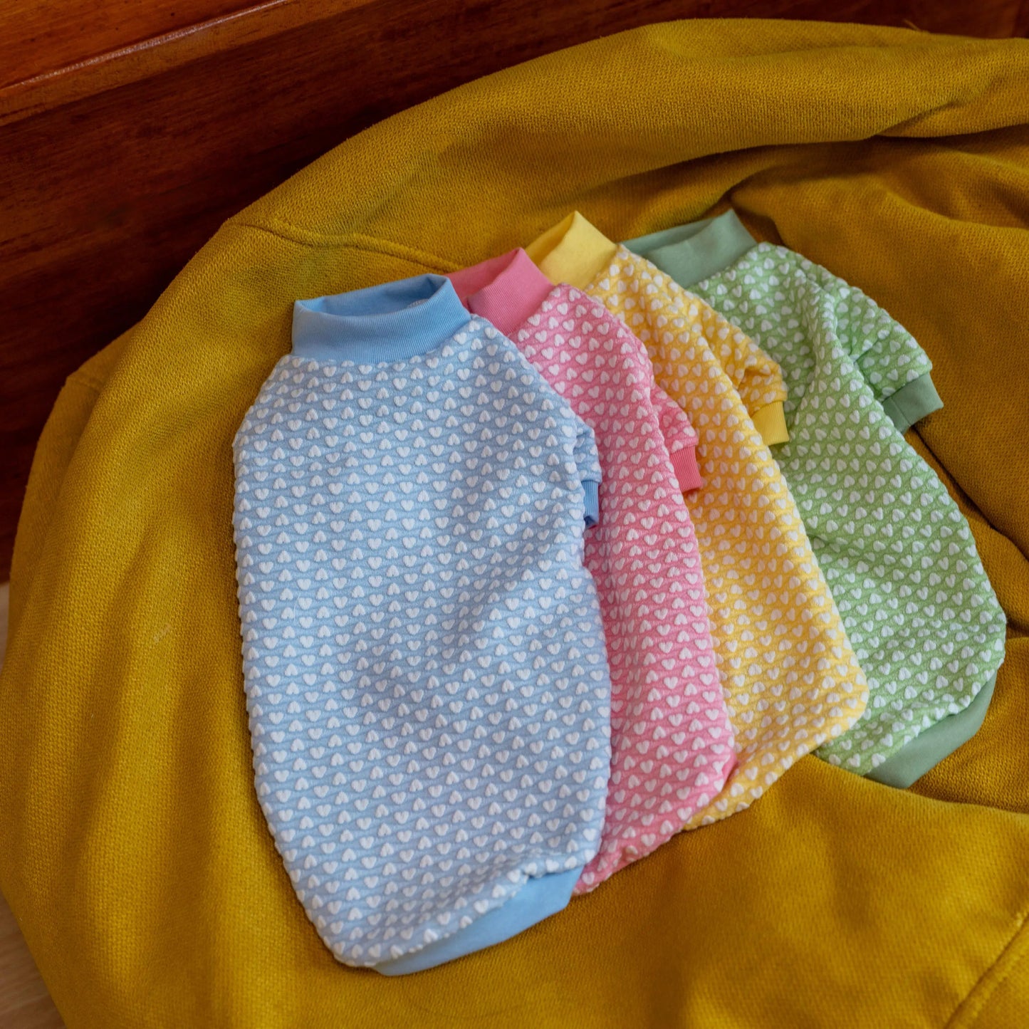 Frühherbst-Katzen-T-Shirt