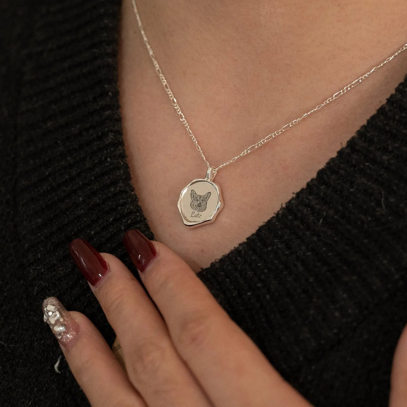 French-Inspired Hexagonal Pet Necklace - Custom Engraved Geometric Pendant