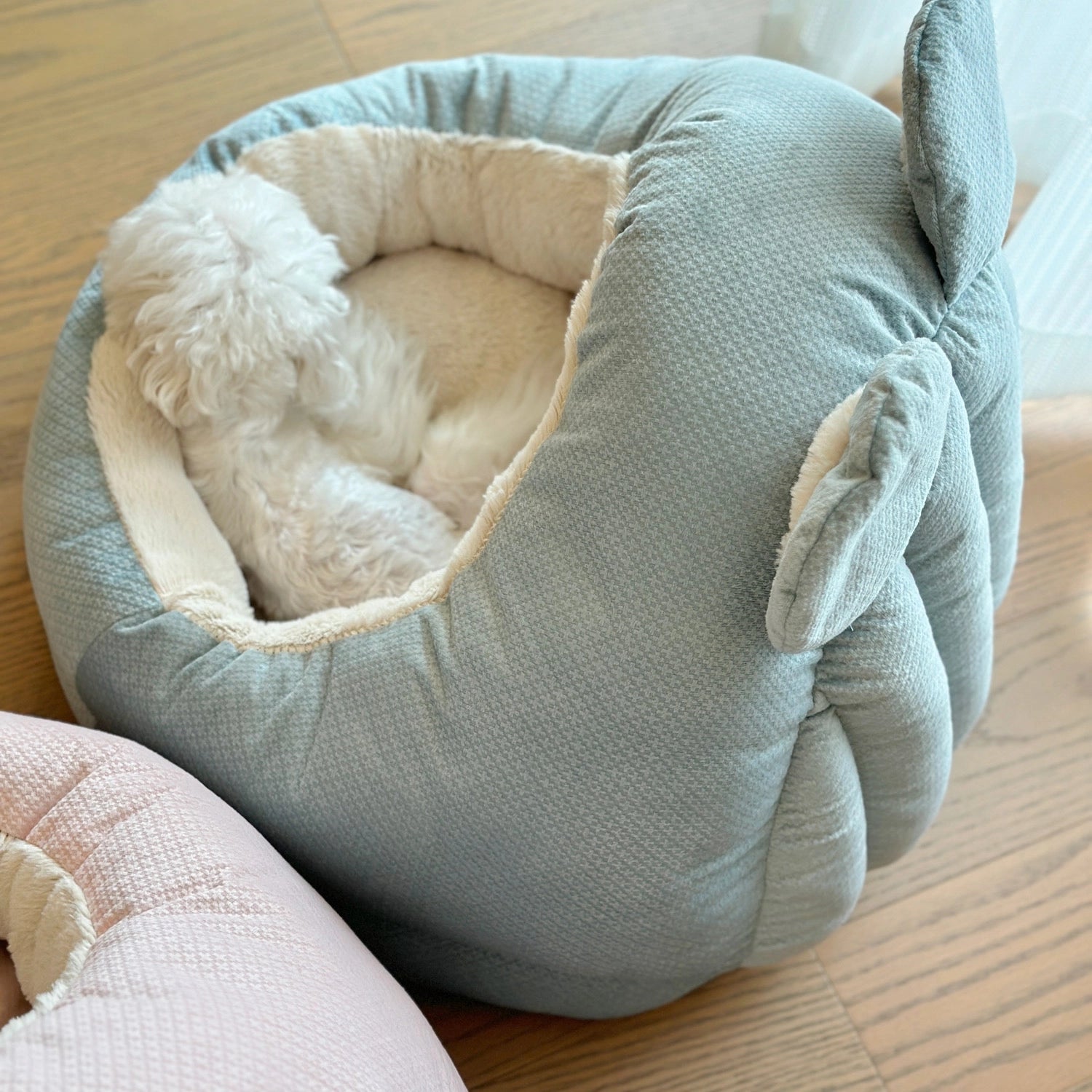 Fluffy Tent Pet Bed