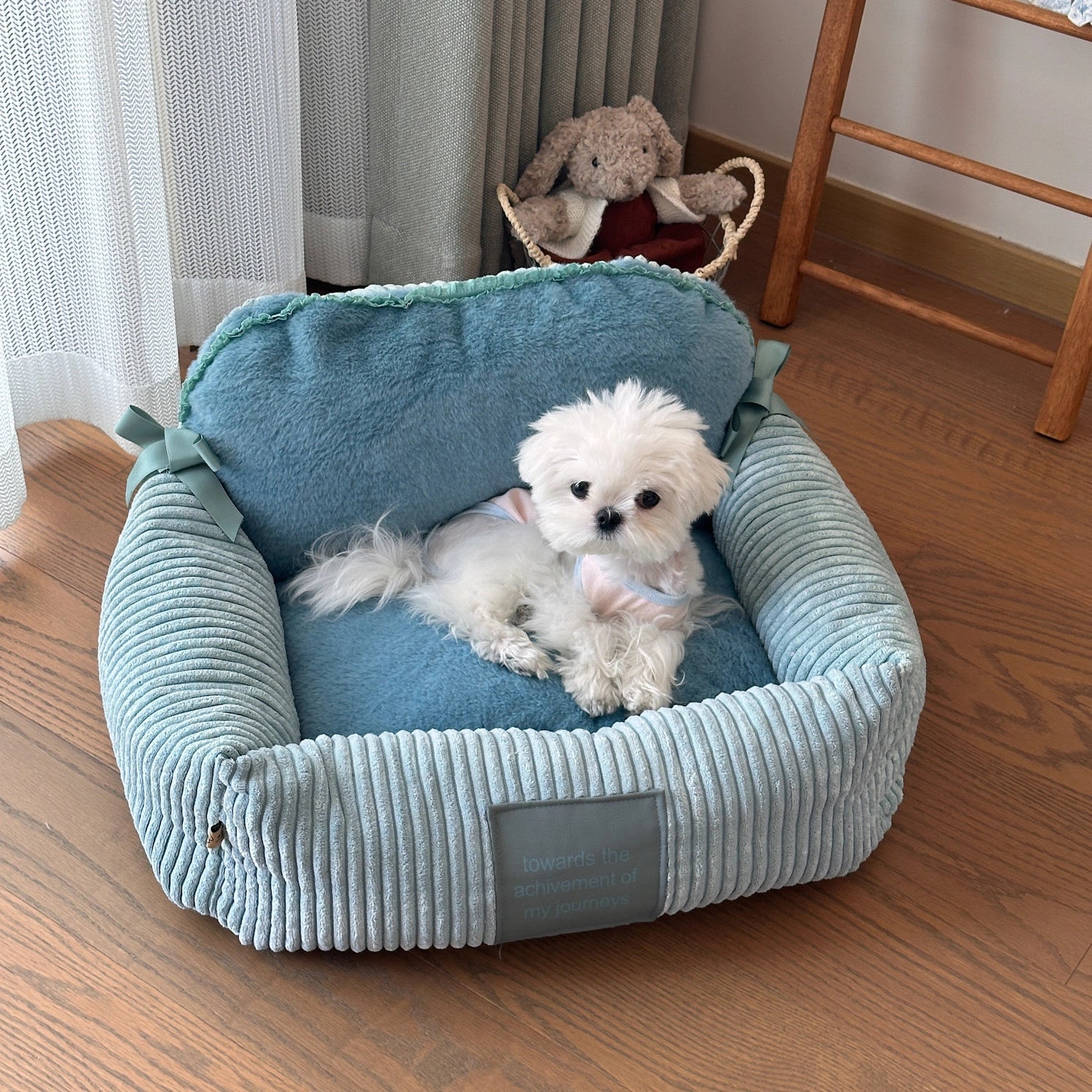 Plush Winter Pet Sofa Bed