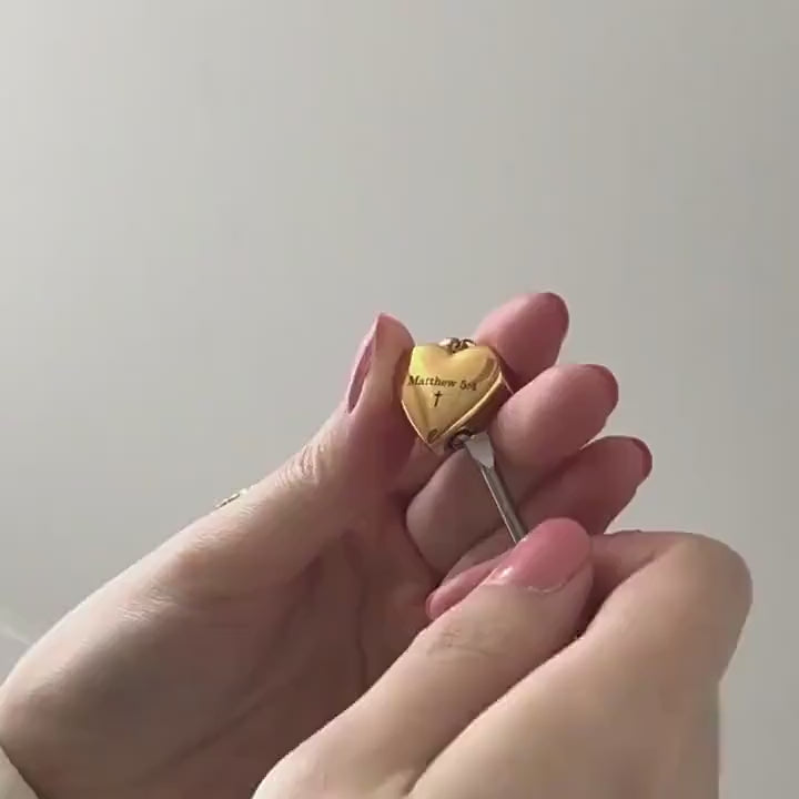 Custom Memorial Pet Ashes Heart Necklace