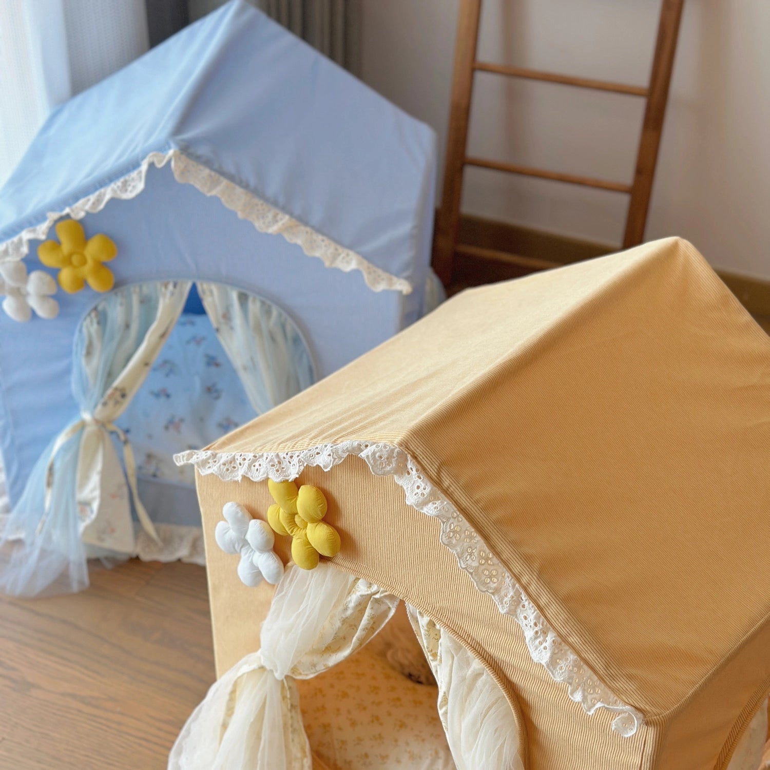 Princess Lace Pet Tent