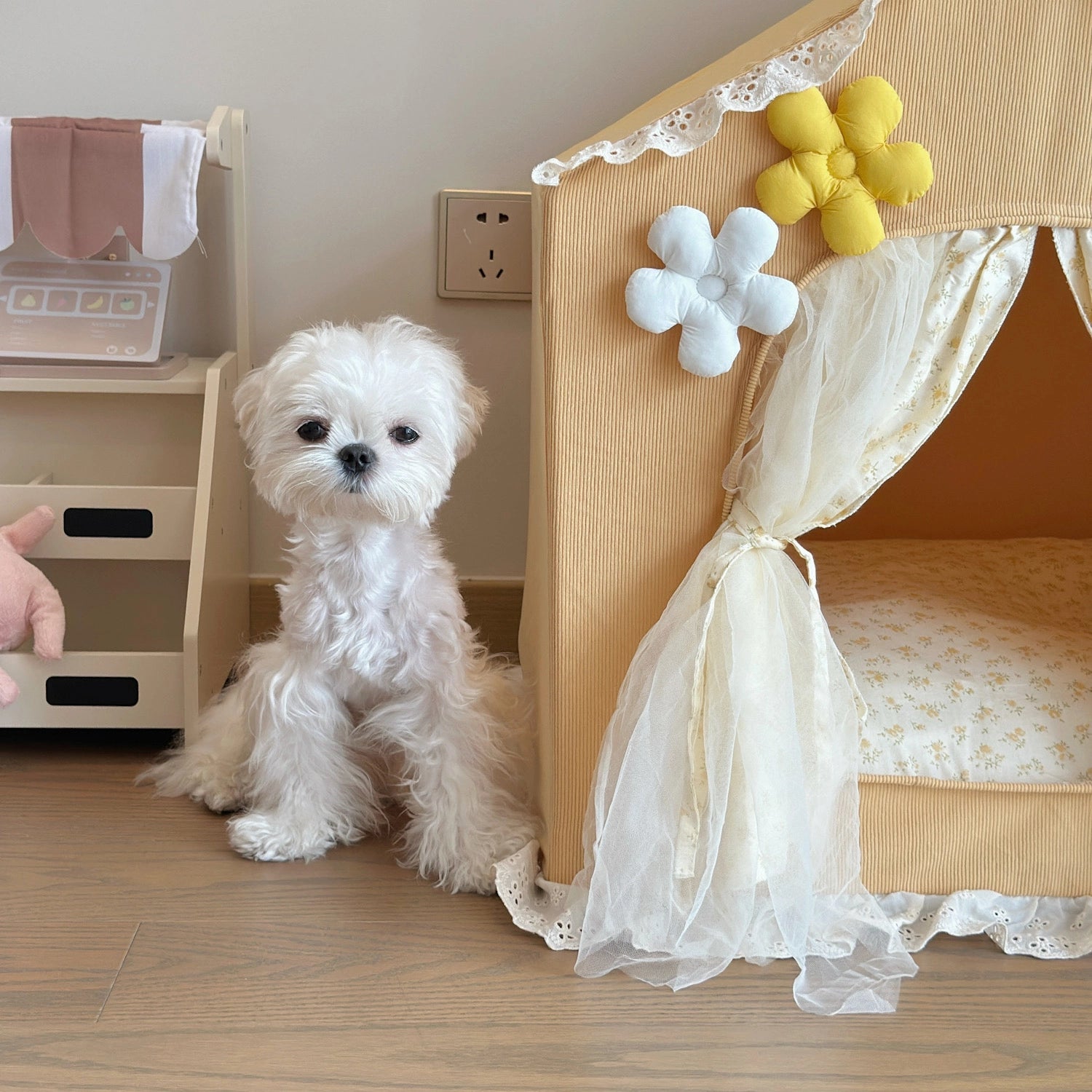 Princess Lace Pet Tent