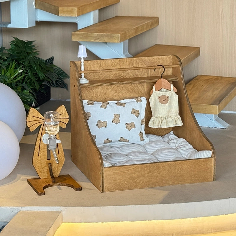 Lit surélevé vintage en bois massif pour chien