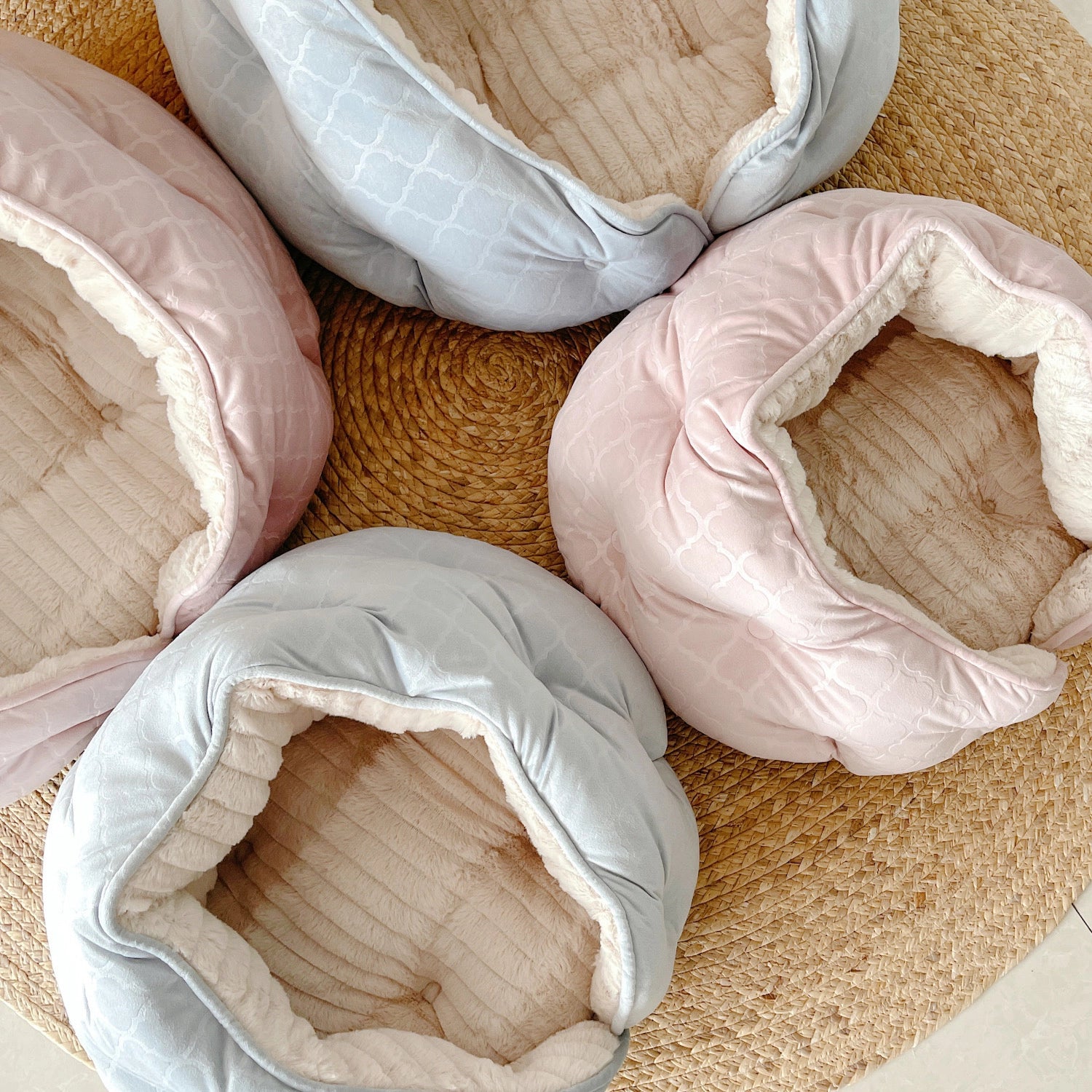 Volcano-Style Pet Bed