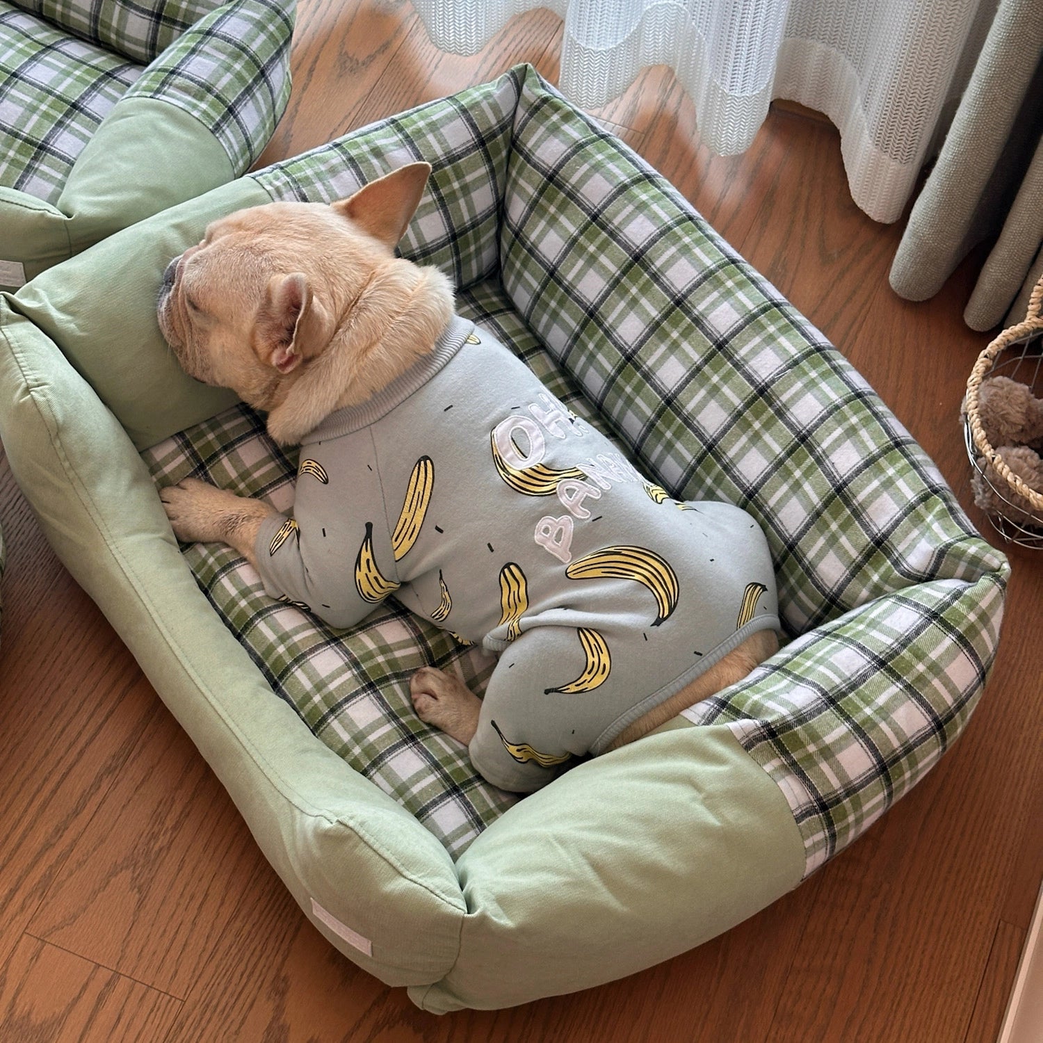 Washable Plaid Pet Bed