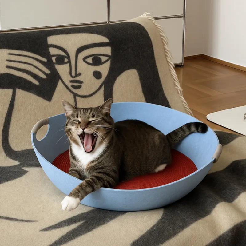 Handgefertigtes Katzenbett aus Wollfilz