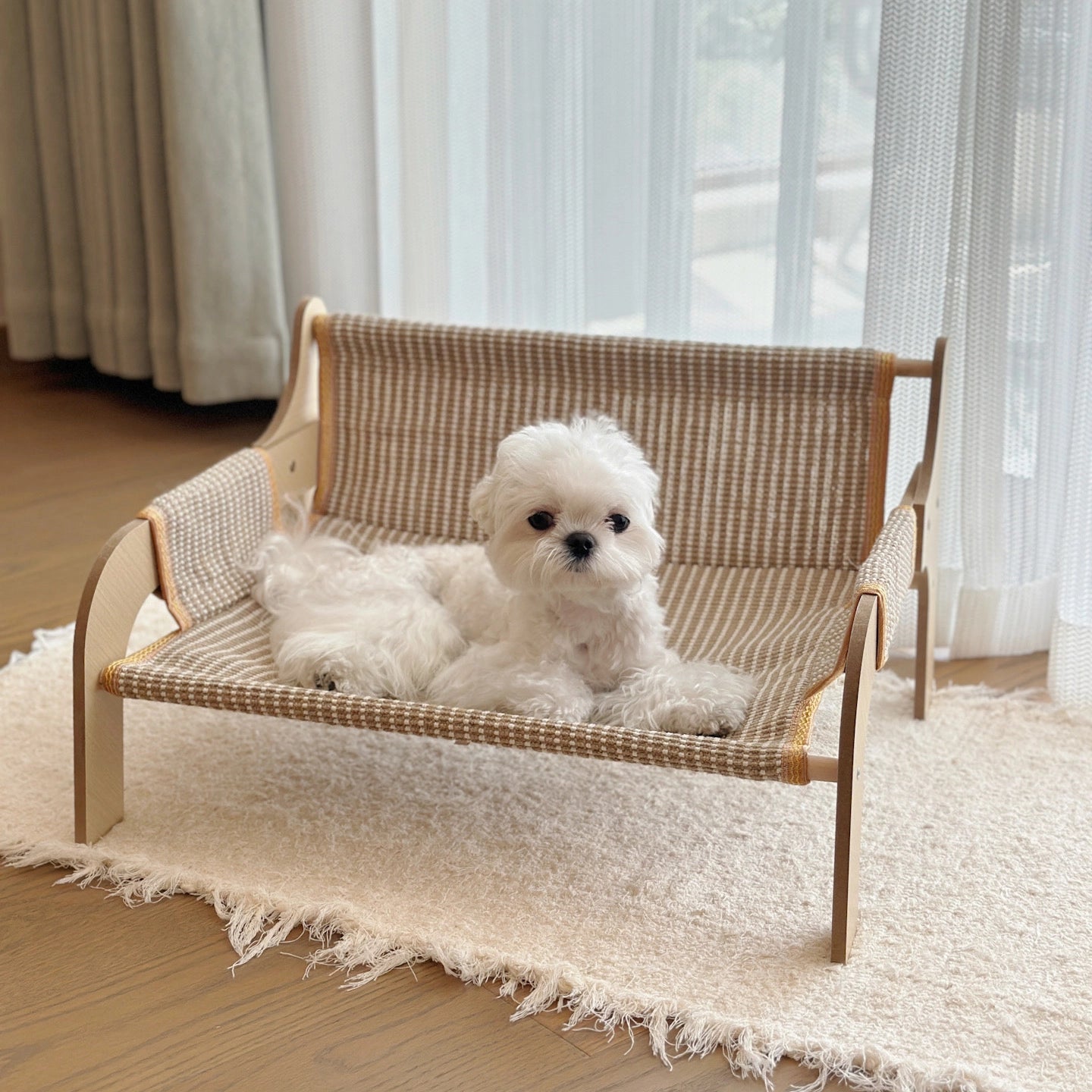Breathable Woven Pet Sofa Bed